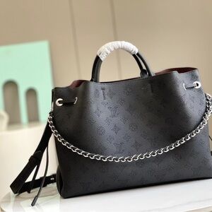 🥝🥝Louis Vuitton Women's Classic
 Black BELLA Tote Bag